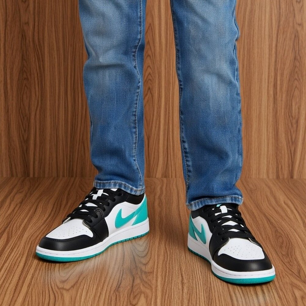 Nike Boy's Air‎ Jordan 1 Low GS Black/Teal, Size 5Y